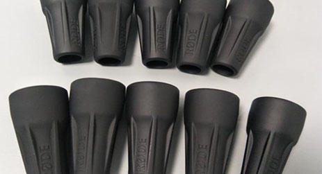 Pièces en plastique coulées sous vide -- 4